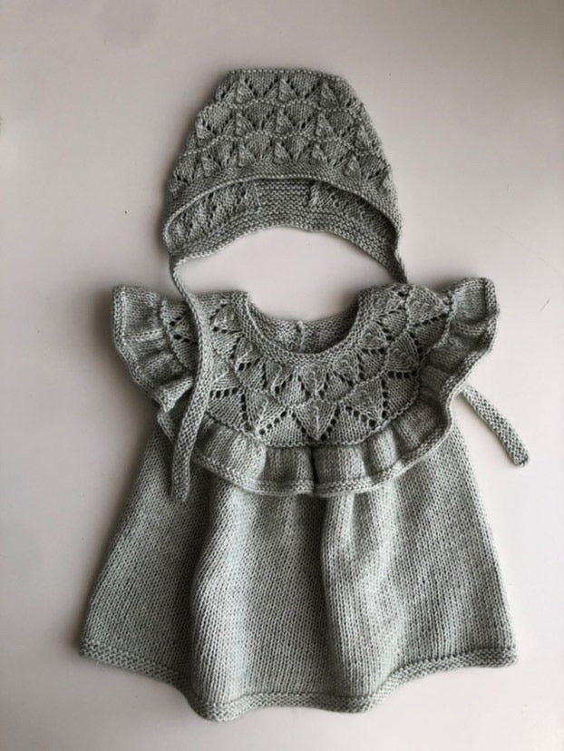 Knitting KIT (YARN + PDF) "Amaryllis Dress"