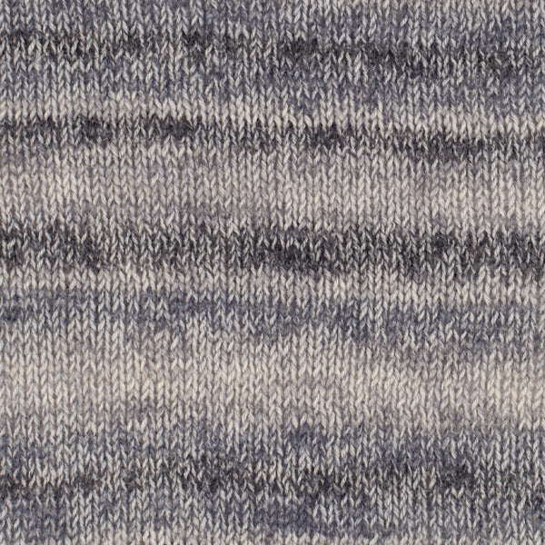 DROPS Fabel Long Print 602 silver fox