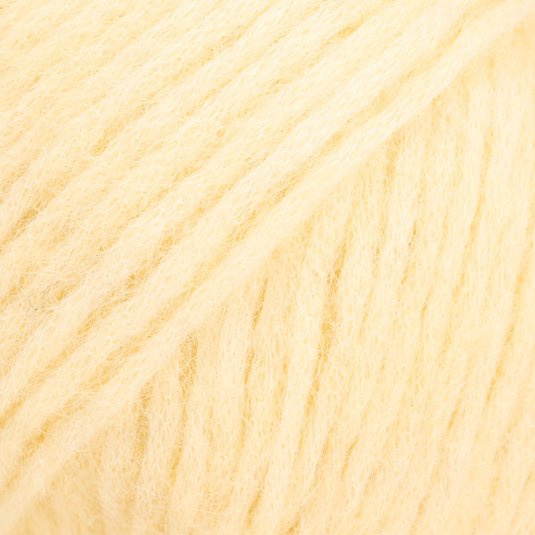 DROPS Air Uni Colour 65 light yellow