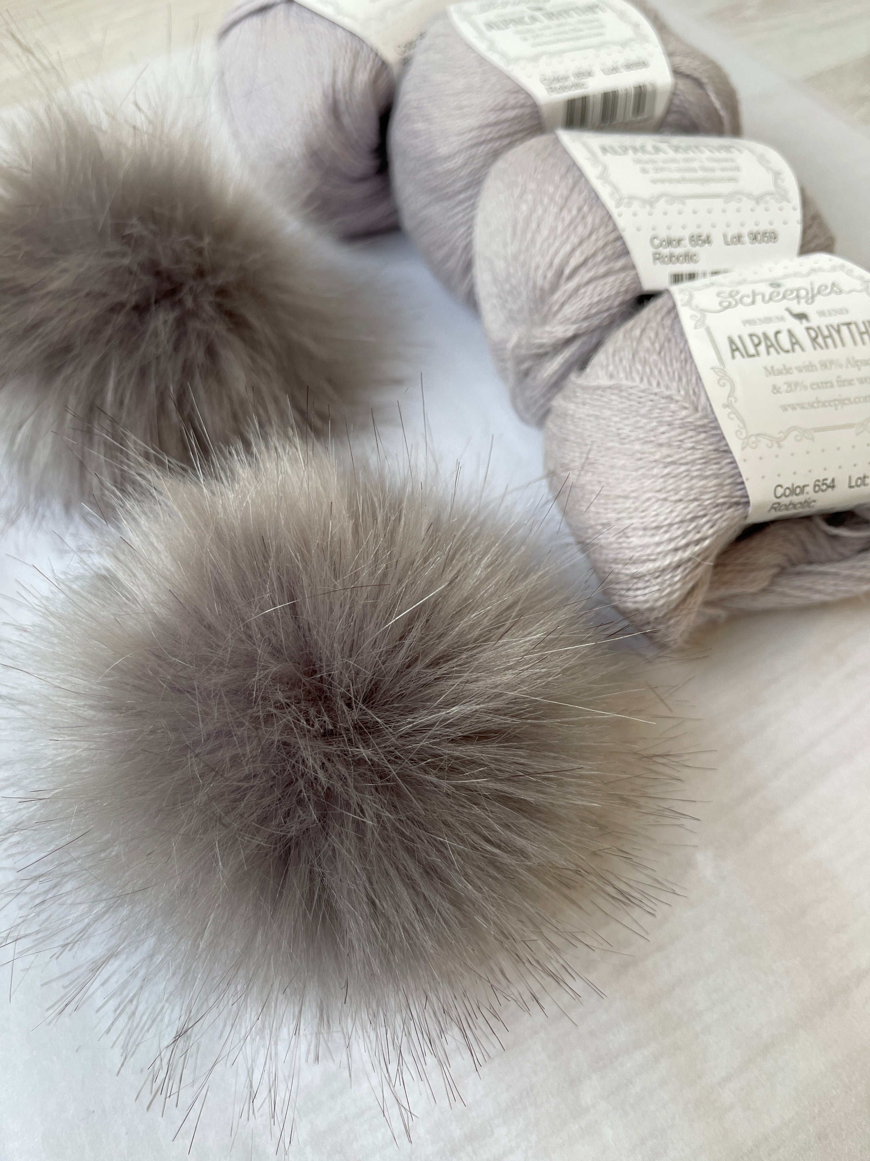 Pompom (eco) grey