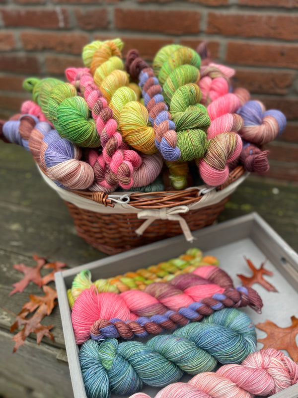 New hand-dyed colours — Whispers of the Wild collection and more
