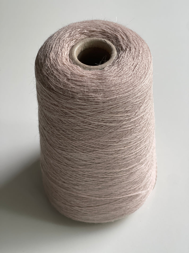 100% Baby alpaca Mauve mist