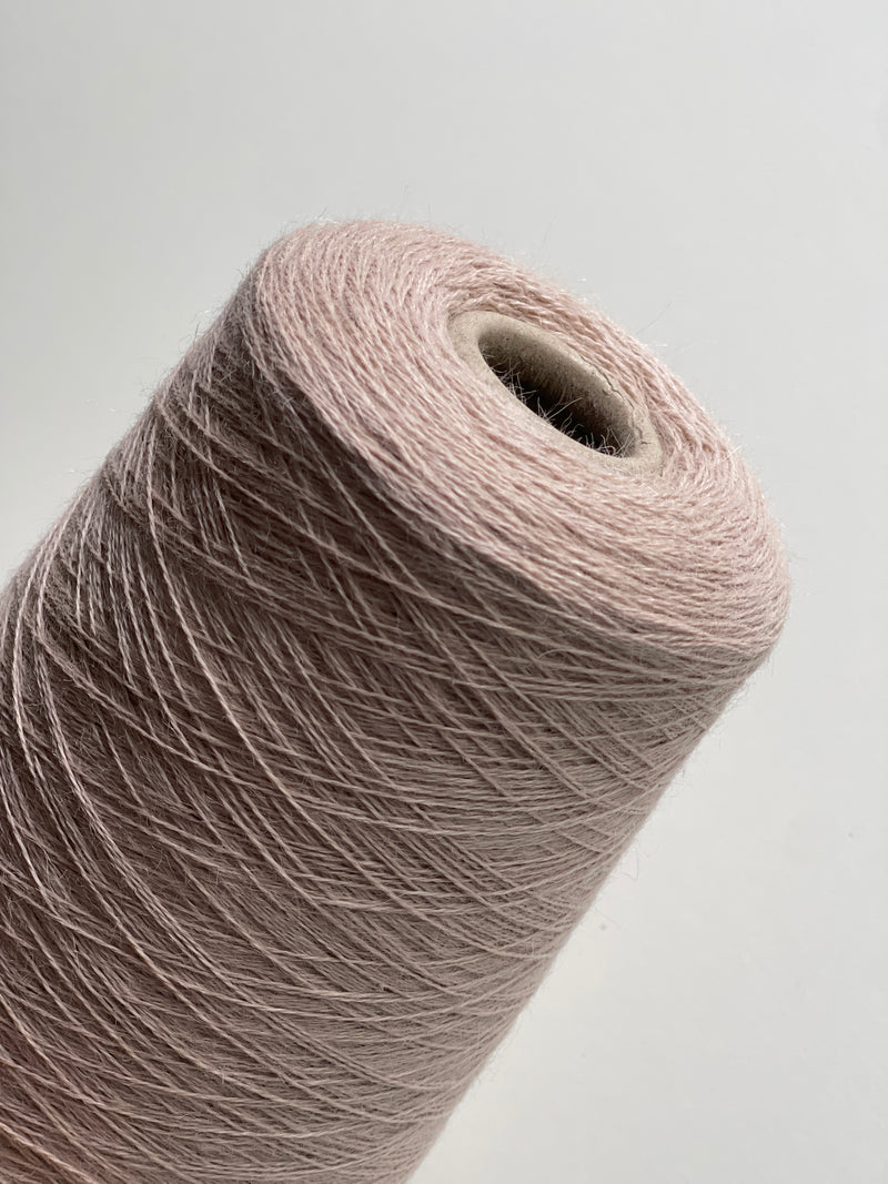 100% Baby alpaca Mauve mist