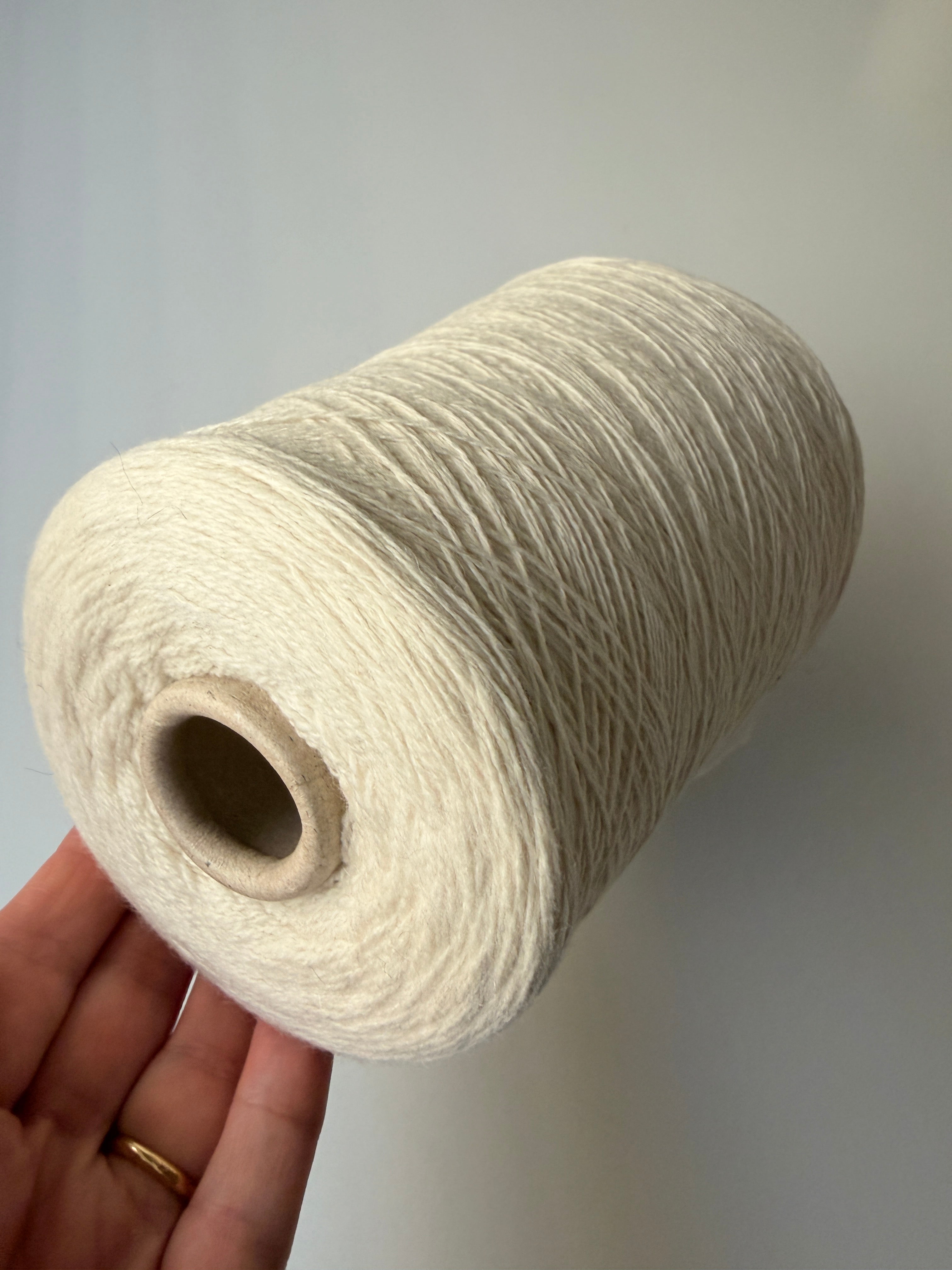 Millefili Italian Cashmere Blend white