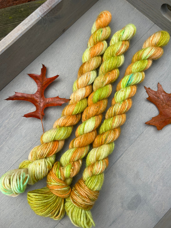 Whispers of the Wild: Amber Leaves mini