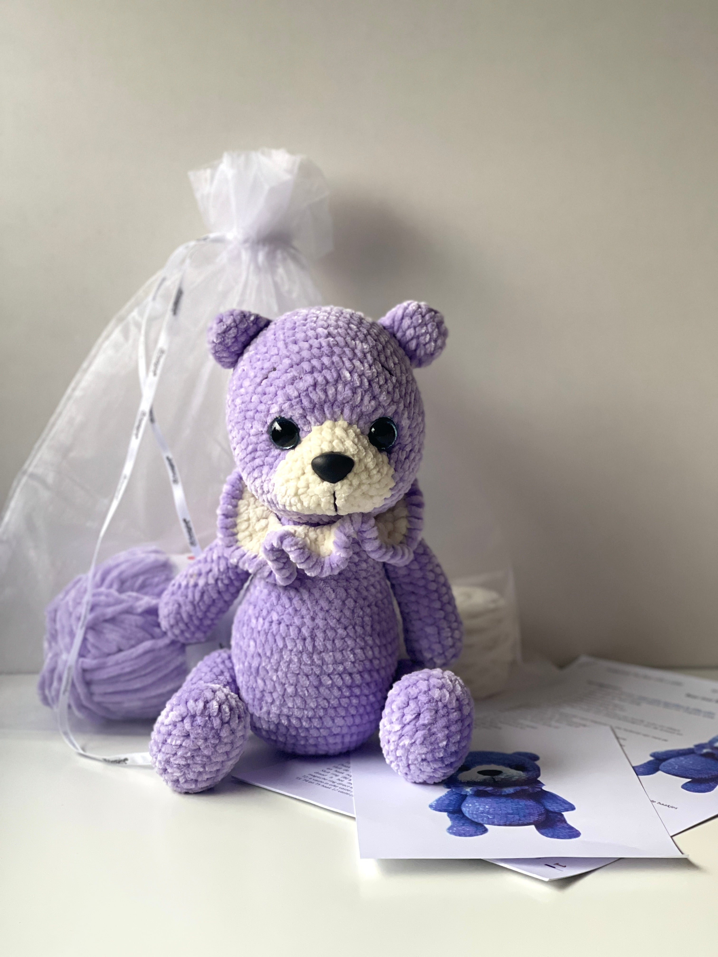 Crochet KIT (YARN + PDF) "Bear with a collar"