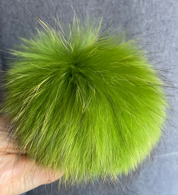 Luxury Fur Pom Pom 100% Natural Fox (green)