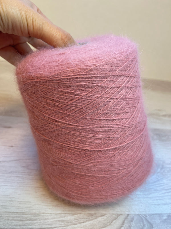 Filati Biagioli Modesto Angora (long fur, dusty pink rose)