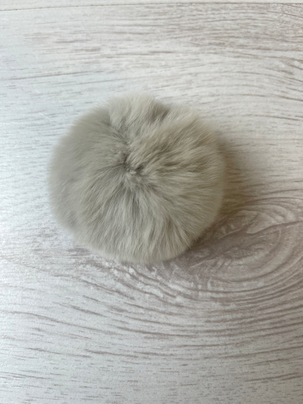 Rabbit Fur Pompom 100% Natural (light grey)