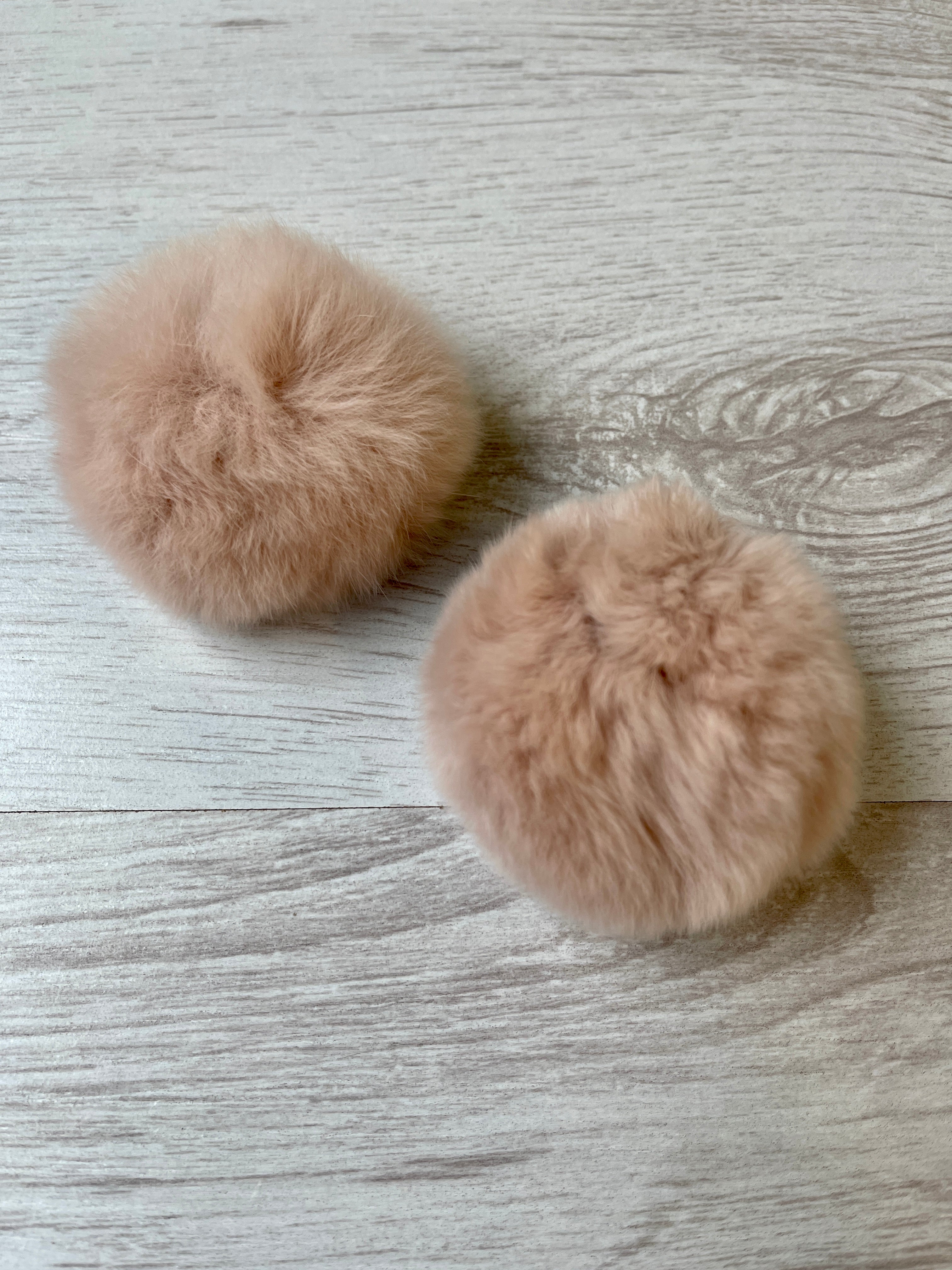 Rabbit Fur Pompom 100% Natural (pink)