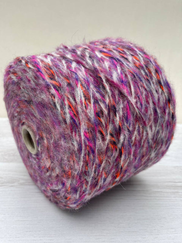 Tempich (Multicolor on Purple)