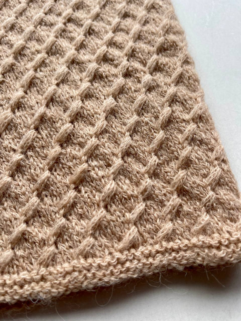 FREE Knitting pattern 'Soave Cowl'